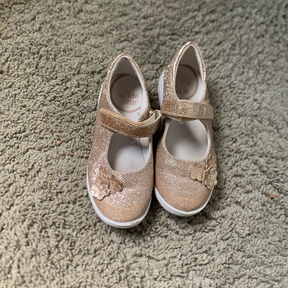 Stride Rite Gold Glitter Dress Shoes